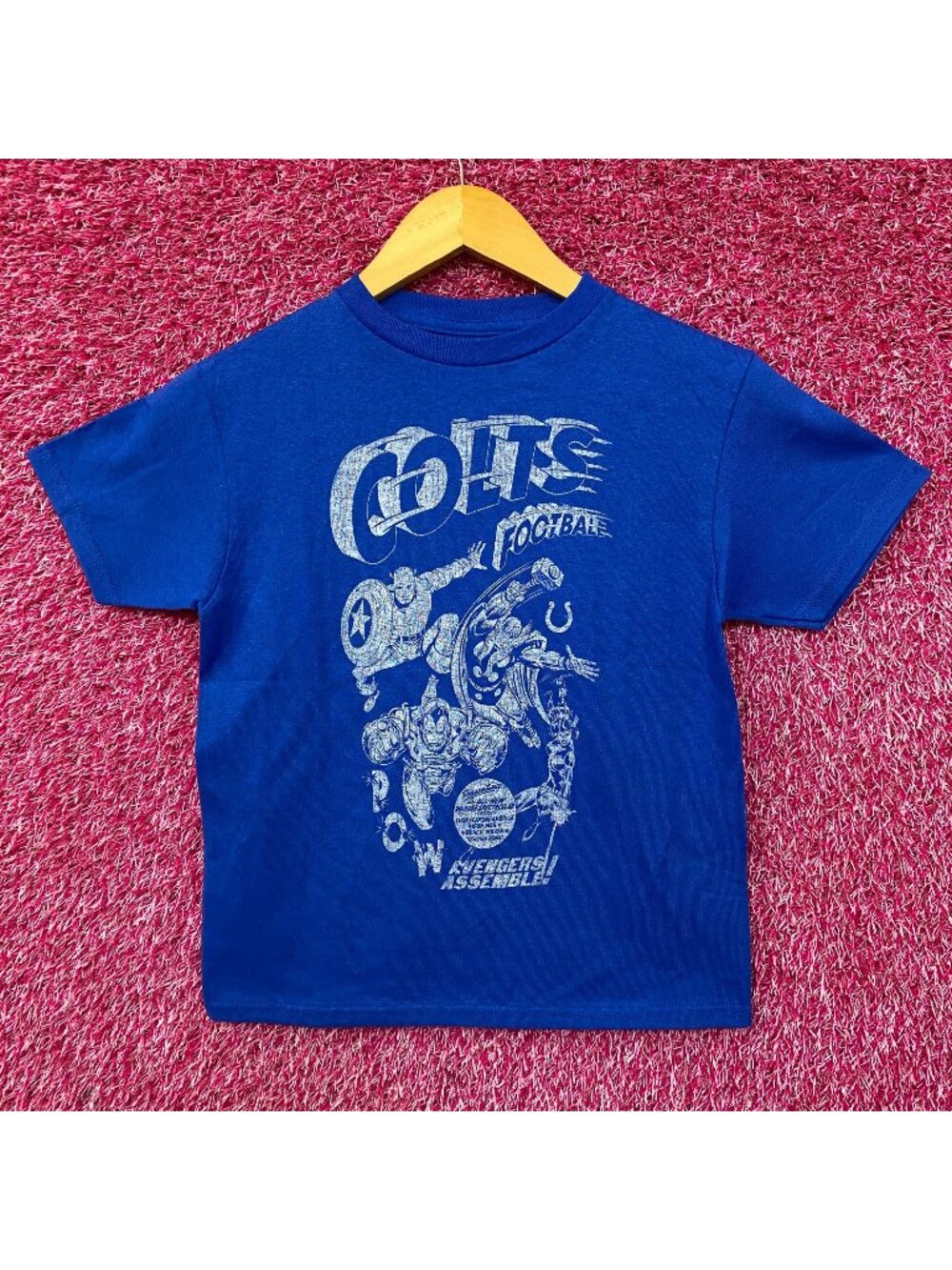 Junk Food X Marvel The Avengers Lineup Indianapolis Colts T-Shirt XS